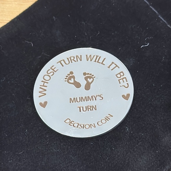 NWOT Mum & Dad Decision Coin Keychain – Funny Gift for New Parents - Picture 3 of 7